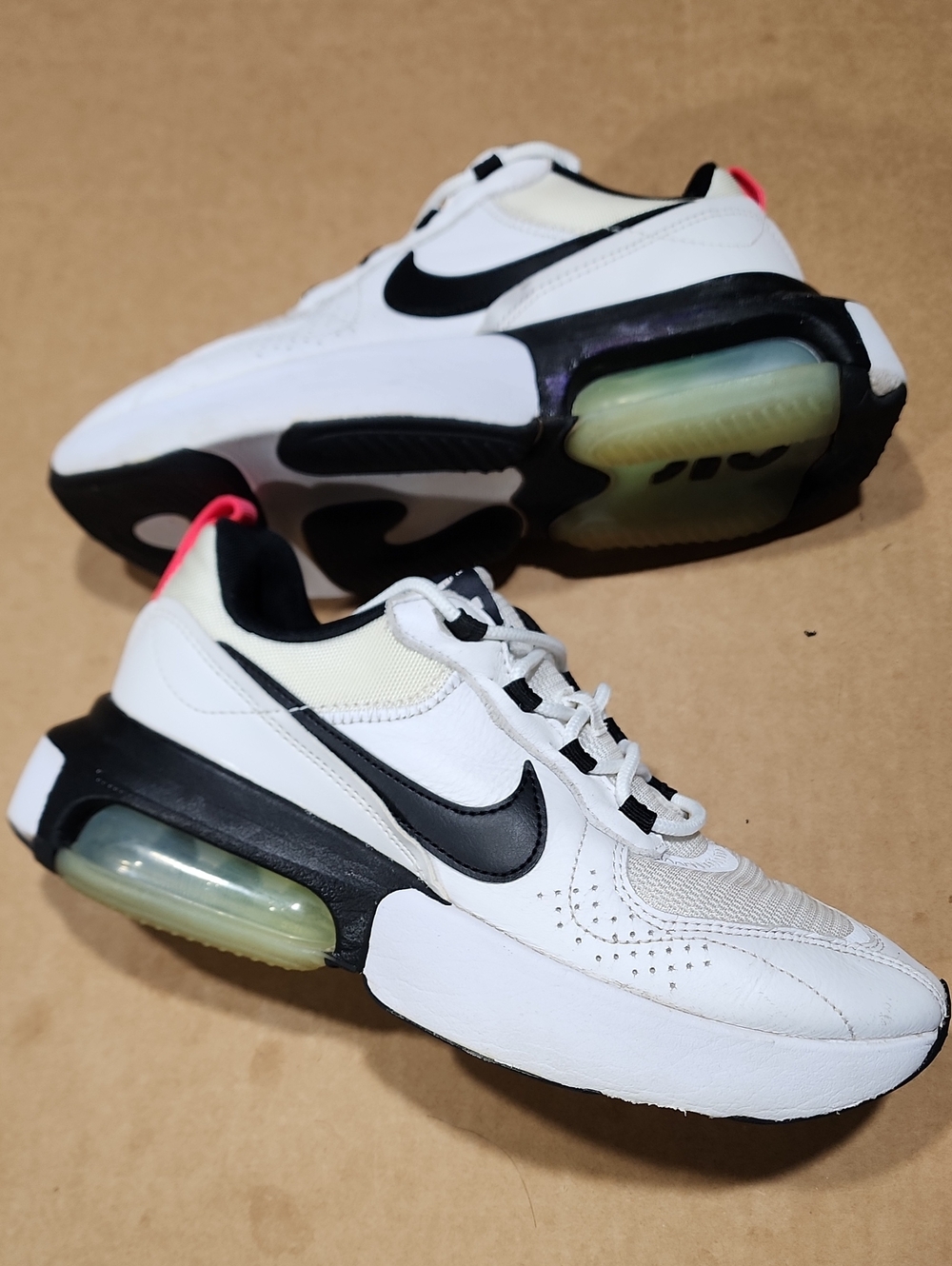 Nike Air Max Verona White Black Running Shoes CU7904-100 Sz 8